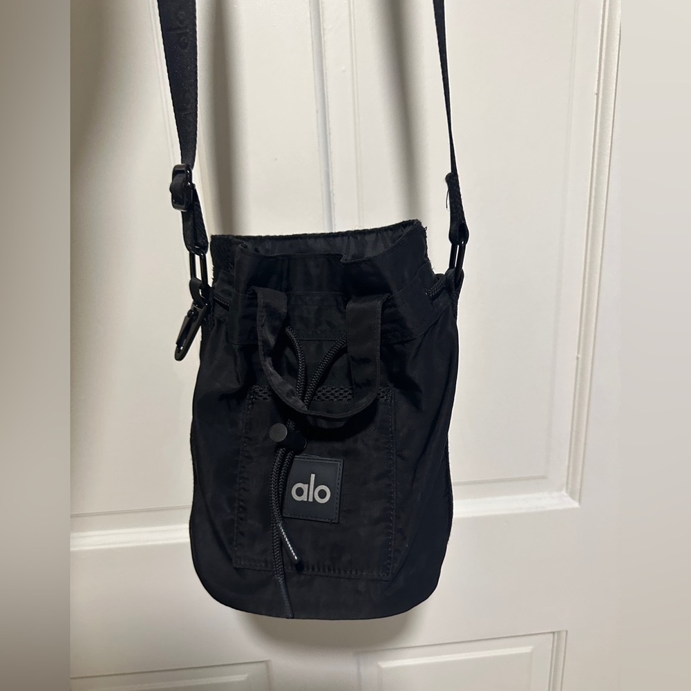 Cross Body Bucket Bag